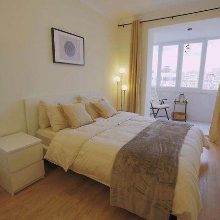 דירות Lisbon Charming 94D, Next To Metro מראה חיצוני תמונה