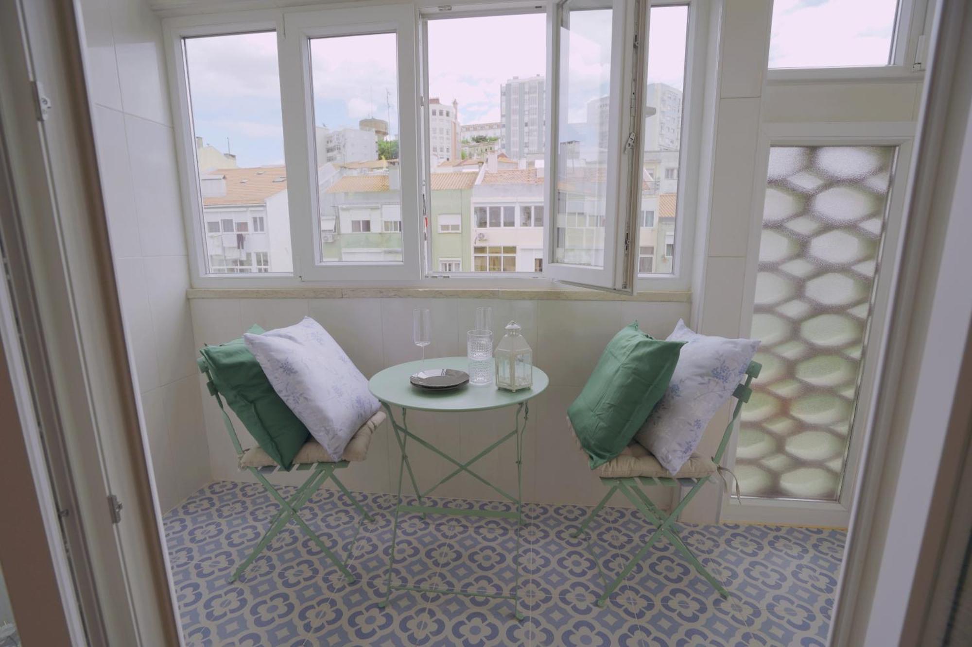 דירות Lisbon Charming 94D, Next To Metro מראה חיצוני תמונה